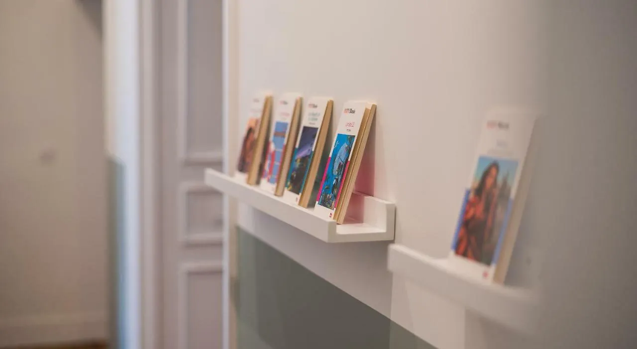 Apart-hotel Milestay Charmants Passages Paris